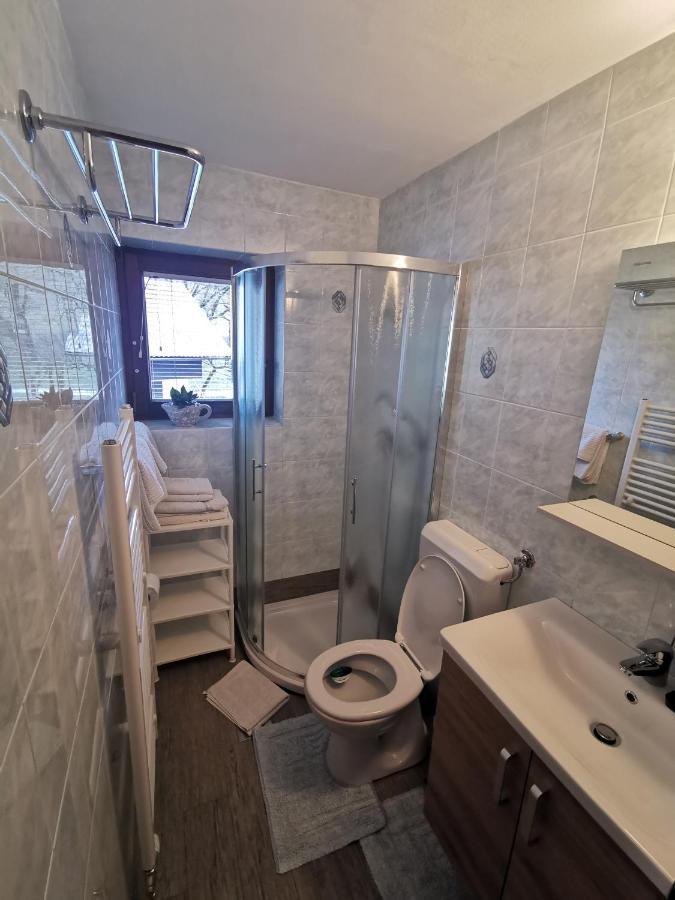 Apartments Stros Бохин Екстериор снимка