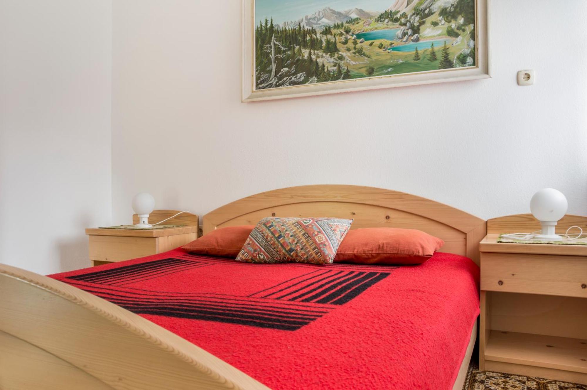 Apartments Stros Бохин Екстериор снимка