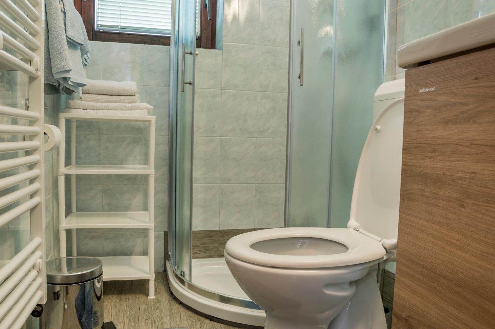 Apartments Stros Бохин Екстериор снимка