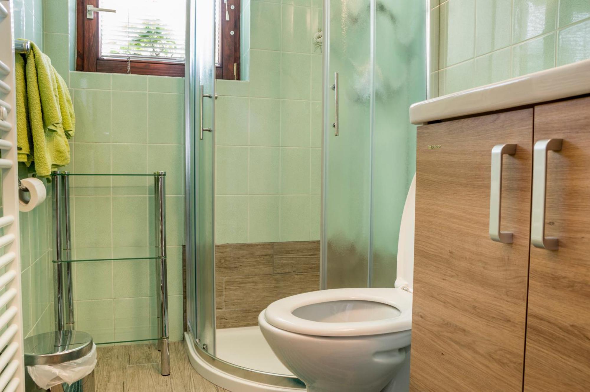 Apartments Stros Бохин Екстериор снимка