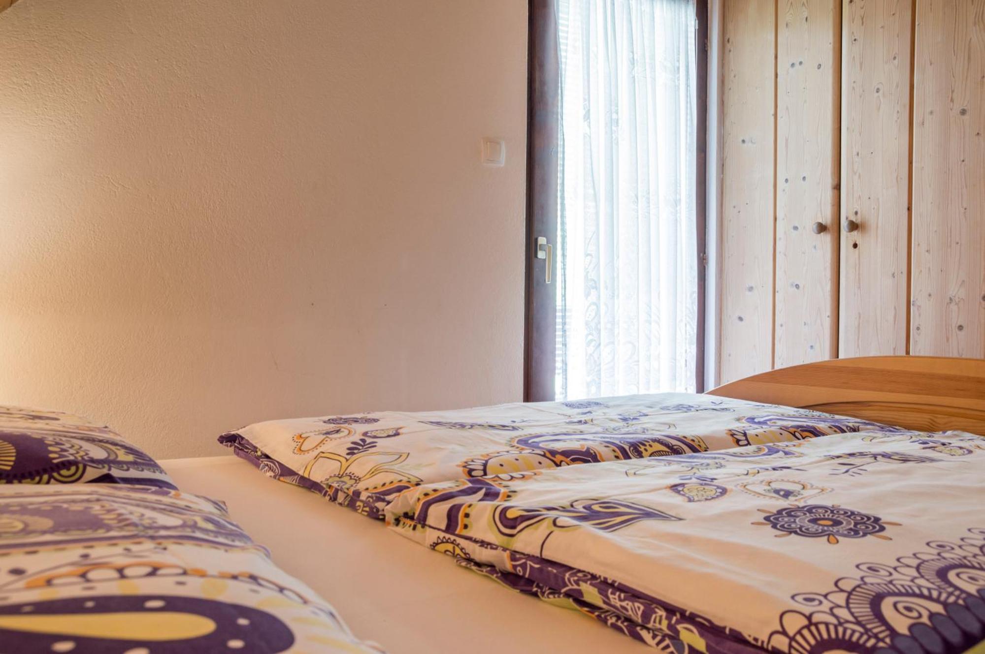 Apartments Stros Бохин Екстериор снимка