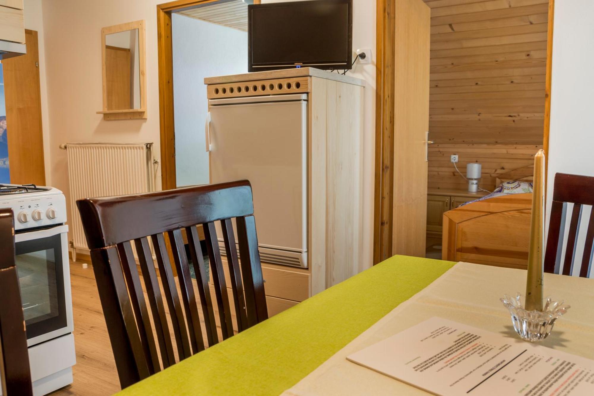 Apartments Stros Бохин Екстериор снимка